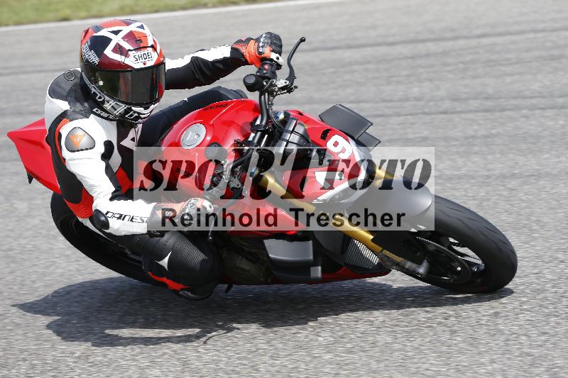 /27 12.06.2025 Ducati Schweiz Trackday Warmup  ADR/blau-bleu/19-1